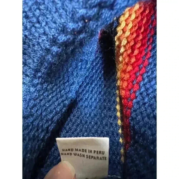 Lucy Iburg Handmade in Peru.  NWT Blue Knit Sweater, Horses, Sun Zip-Up Hoodie - Picture 4 of 7
